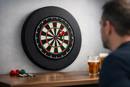 Dart Surround: Wand schützen beim Dartspiel